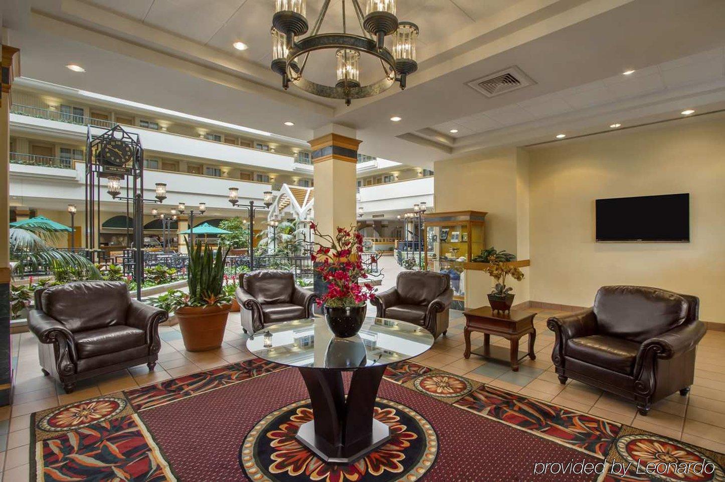 Embassy Suites Greenville Golf Resort & Conference Center Interior photo
