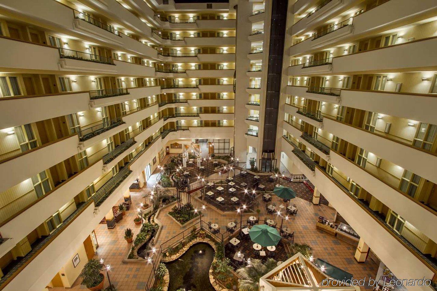 Embassy Suites Greenville Golf Resort & Conference Center Interior photo